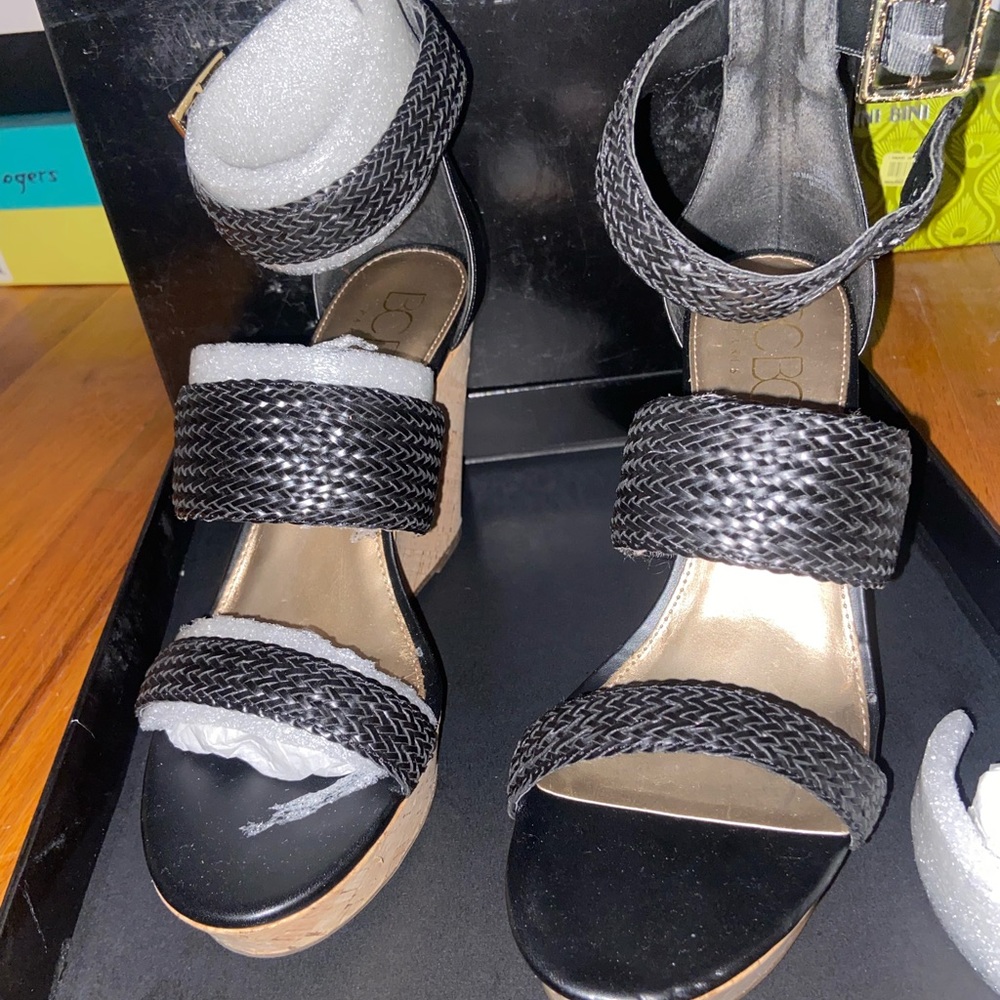 BCBG wedges